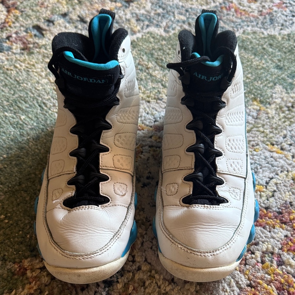 JORDAN 9 POWDER BLUE BOYS HIGH TOP BASKETBALL SHOES IN SZ 4.5 Y…VERY GOOD!!!